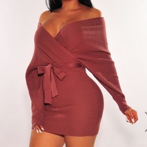 Hot Miami styles sweater dress